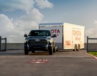 2022 Toyota Tundra Platinum - Front Wallpaper 190x150