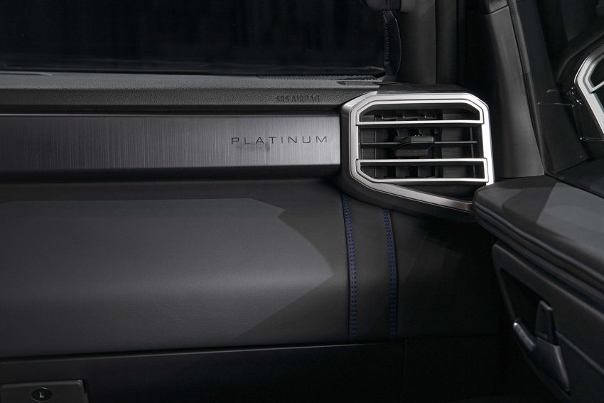 2022 Toyota Tundra Platinum - Interior, Detail Wallpaper 850x567 #30