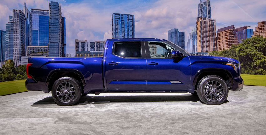 2022 Toyota Tundra Platinum - Side Wallpaper 850x431 #18