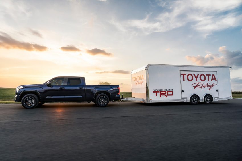 2022 Toyota Tundra Platinum - Side Wallpaper 850x567 #5