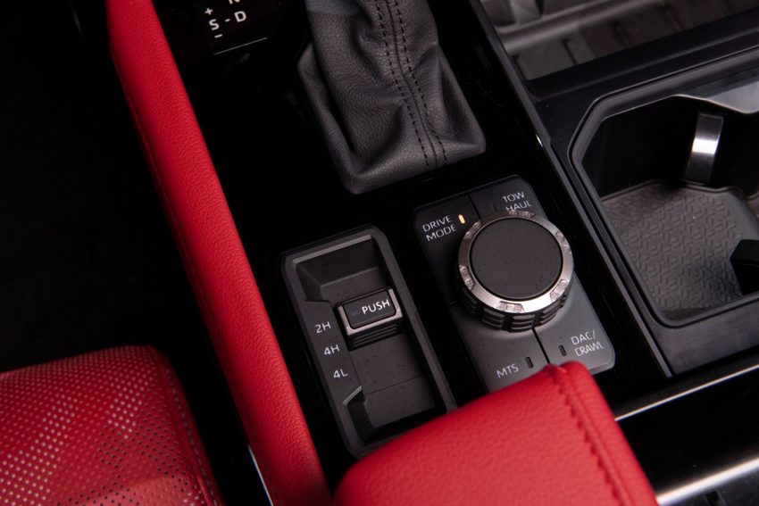 2022 Toyota Tundra TRD Pro - Central Console Wallpaper 850x567 #114