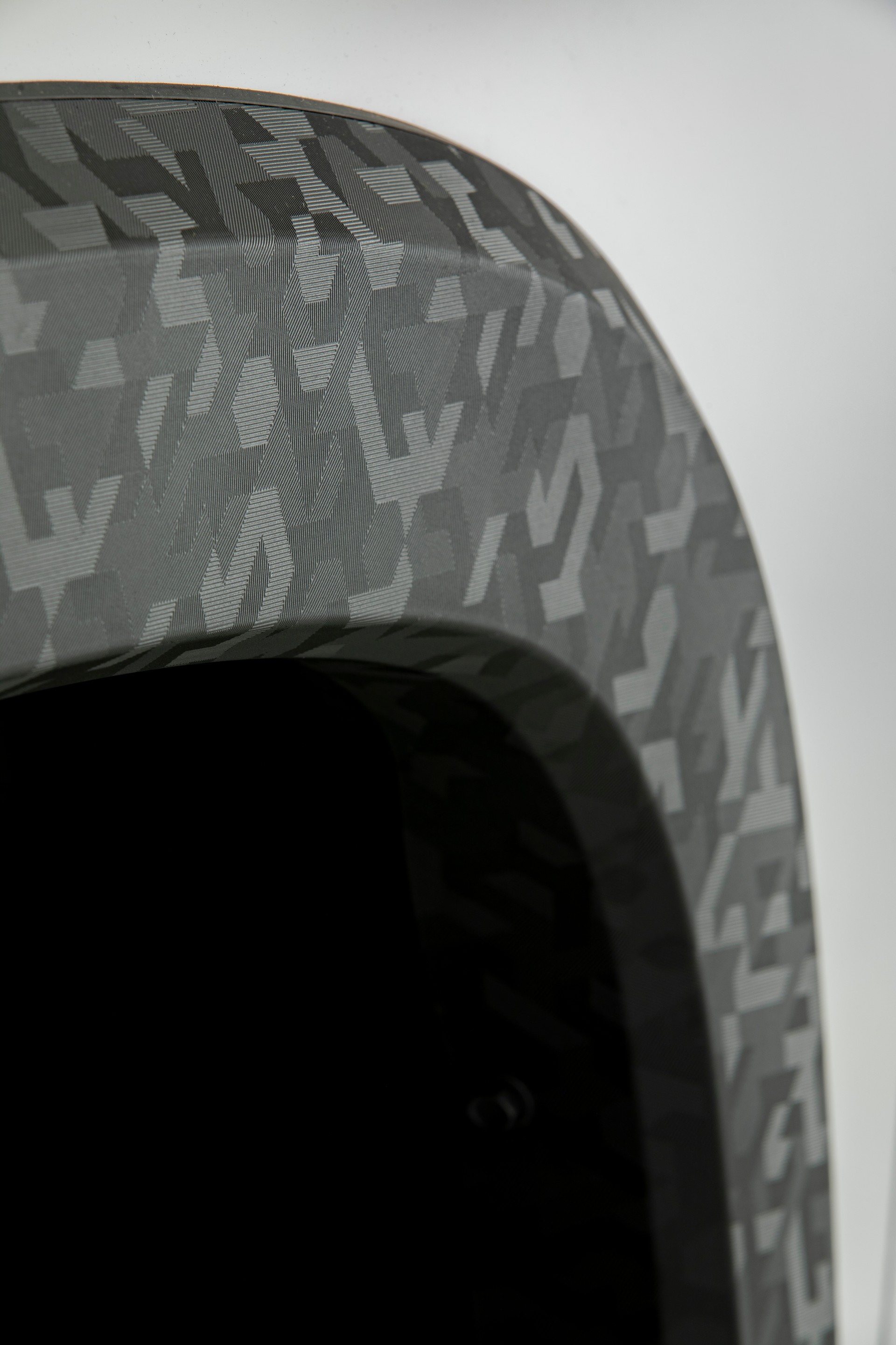 Download 2022 Toyota Tundra TRD Pro - Detail HD Phone Wallpaper 1920x2880 #67