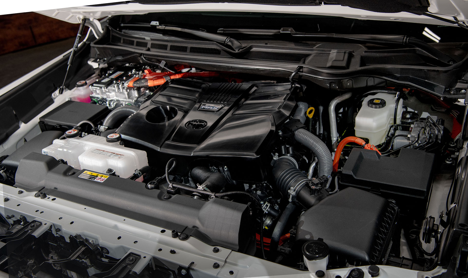 Download 2022 Toyota Tundra TRD Pro - Engine HD Wallpaper 1920x1140 #94