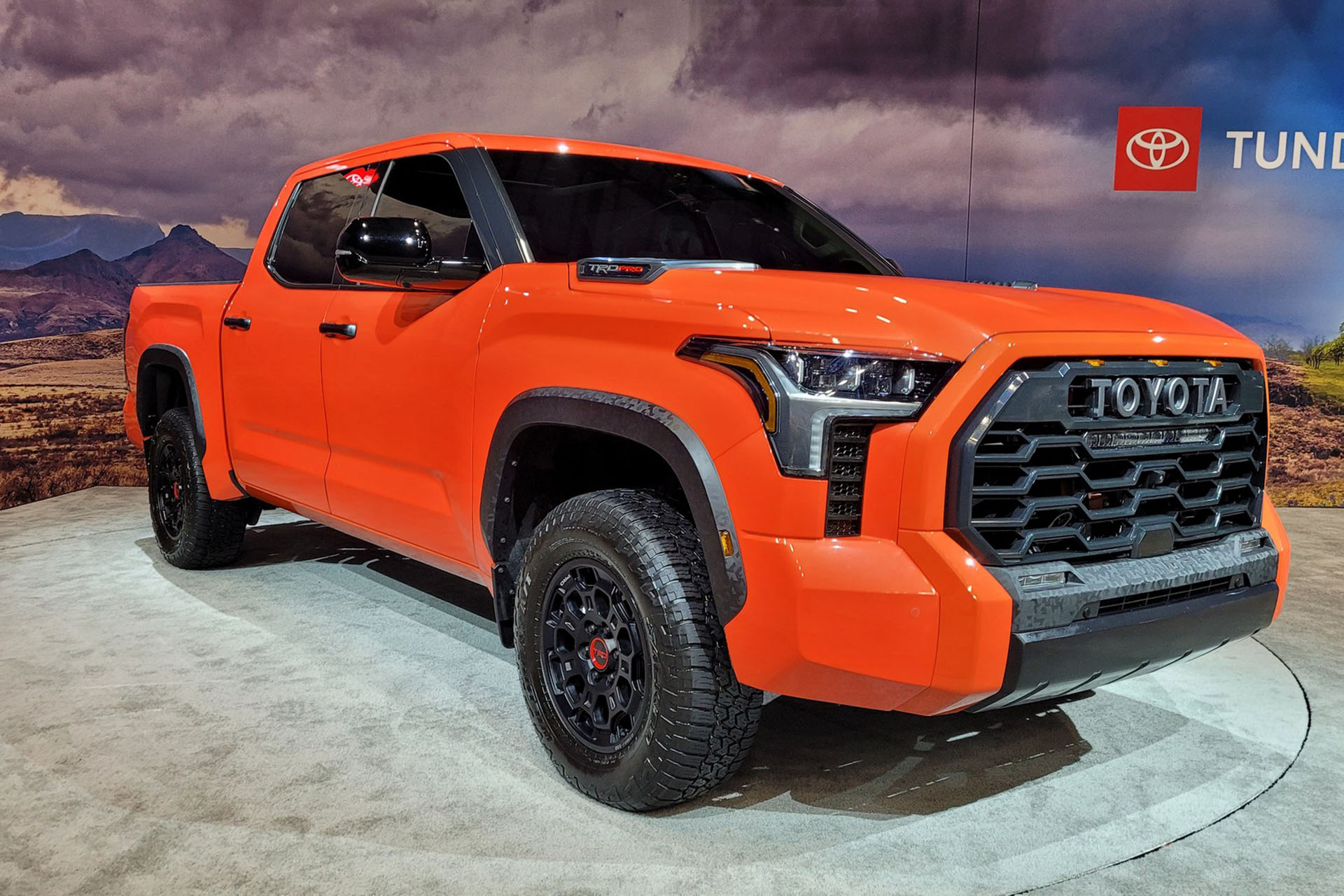 Download 2022 Toyota Tundra TRD Pro - Front Three-Quarter HD Wallpaper 1920x1280 #117