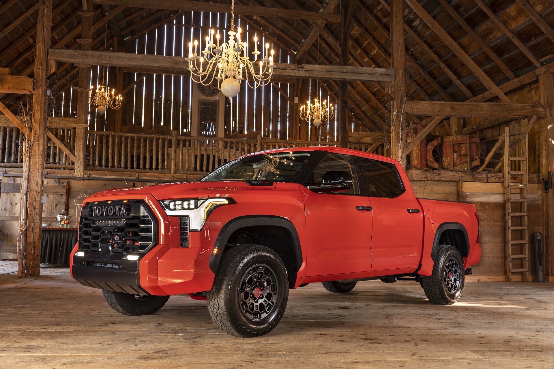 Download 2022 Toyota Tundra TRD Pro - Front Three-Quarter HD Wallpaper 1920x1280 #41