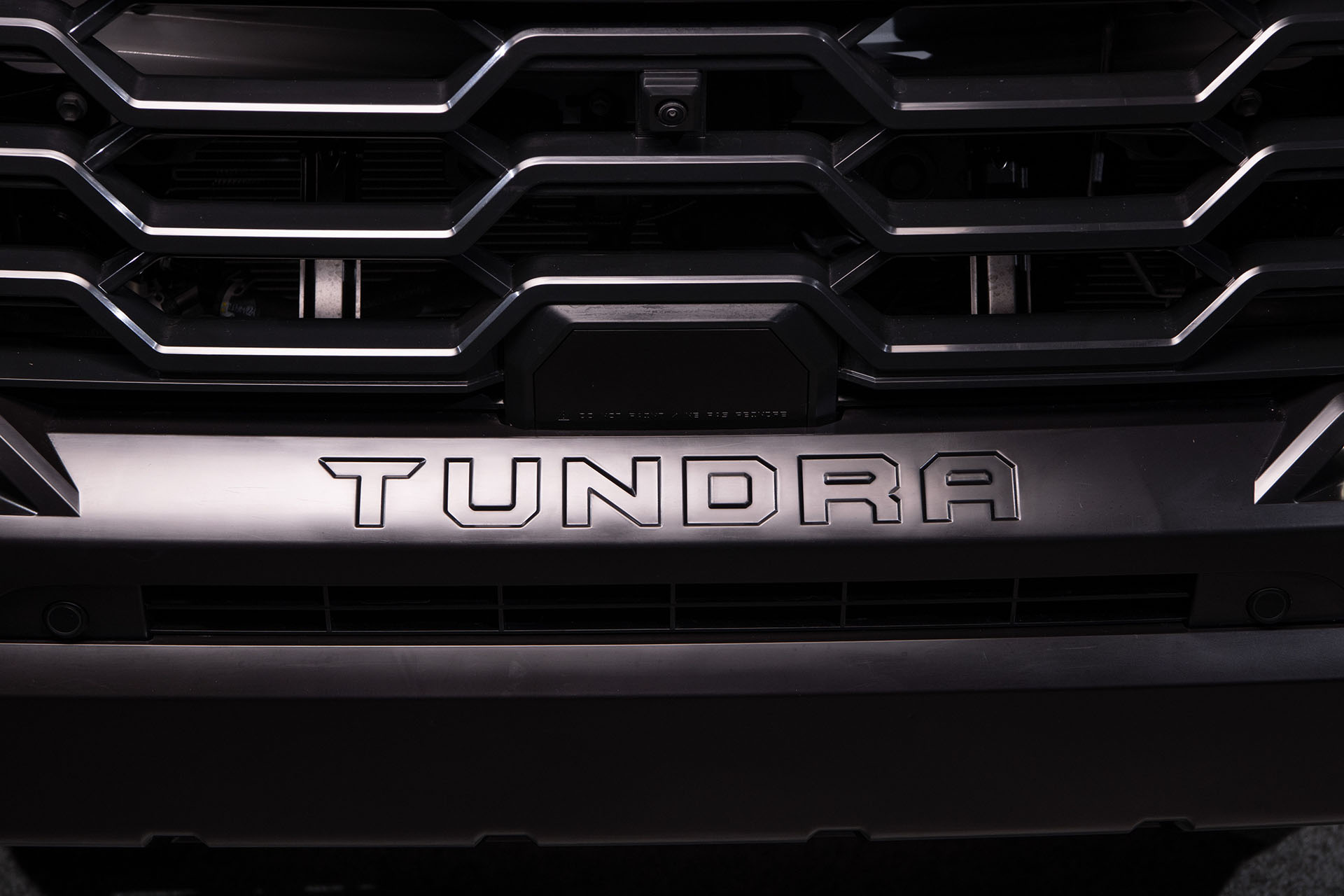Download 2022 Toyota Tundra TRD Pro - Grille HD Wallpaper 1920x1280 #88