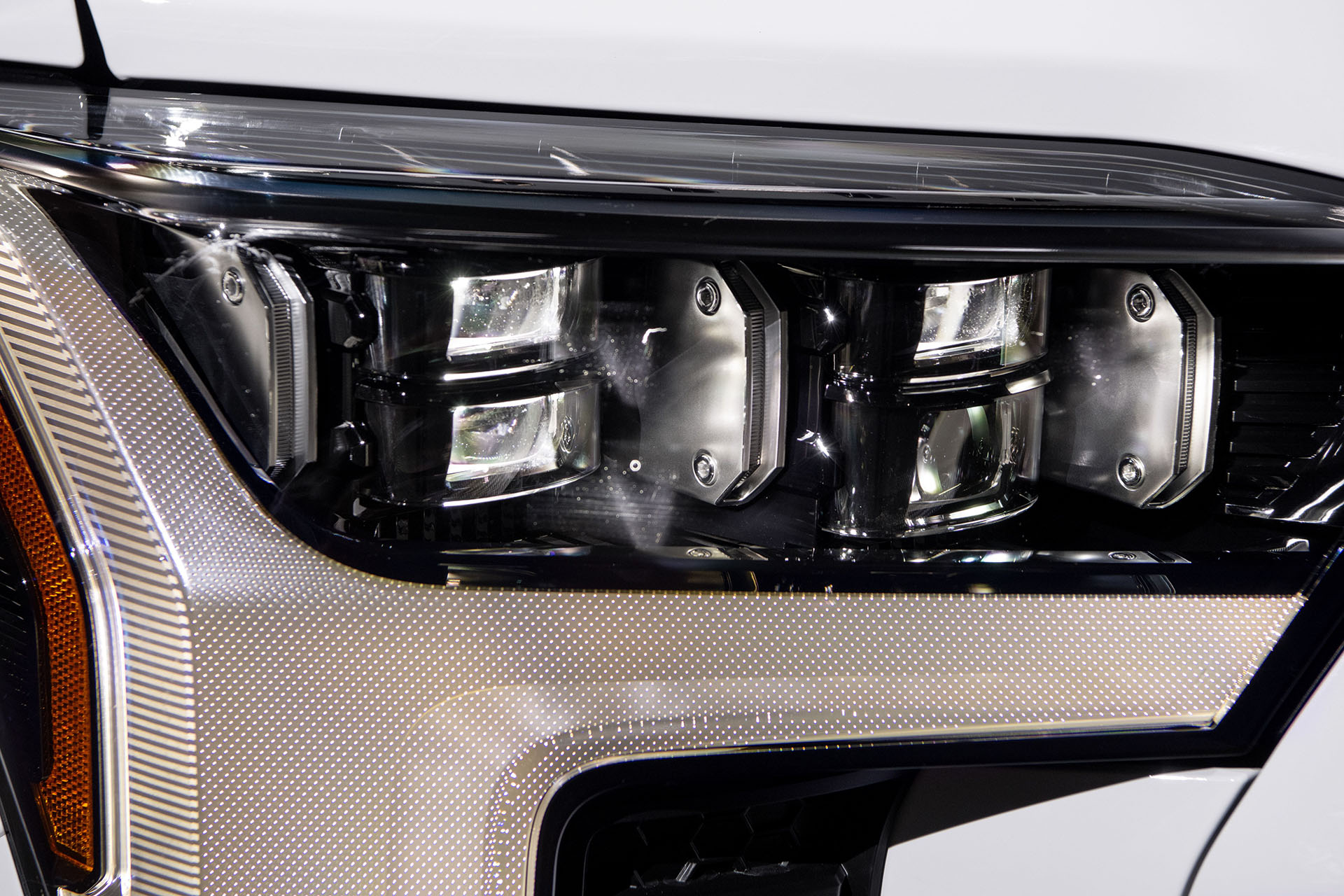 Download 2022 Toyota Tundra TRD Pro - Headlight HD Wallpaper 1920x1280 #87