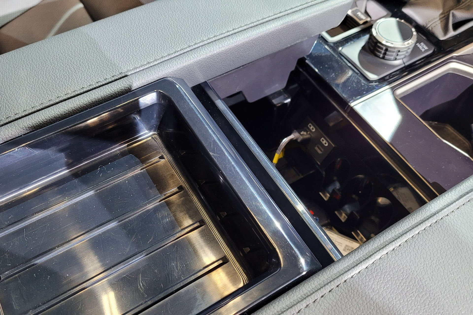 Download 2022 Toyota Tundra TRD Pro - Interior, Detail HD Wallpaper 1920x1280 #140