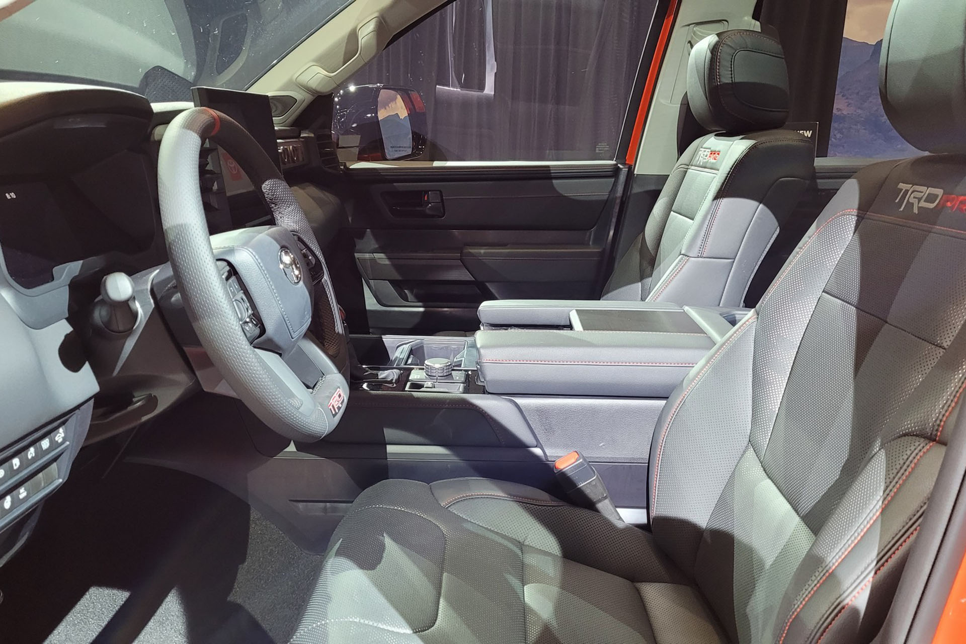 Download 2022 Toyota Tundra TRD Pro - Interior HD Wallpaper 1920x1280 #137