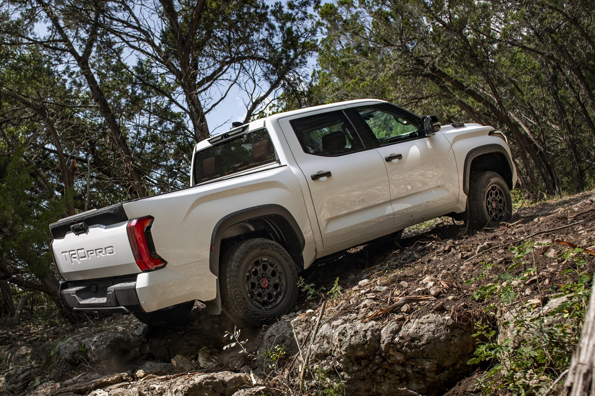 Download 2022 Toyota Tundra TRD Pro - Off-Road HD Wallpaper 1921x1281 #10