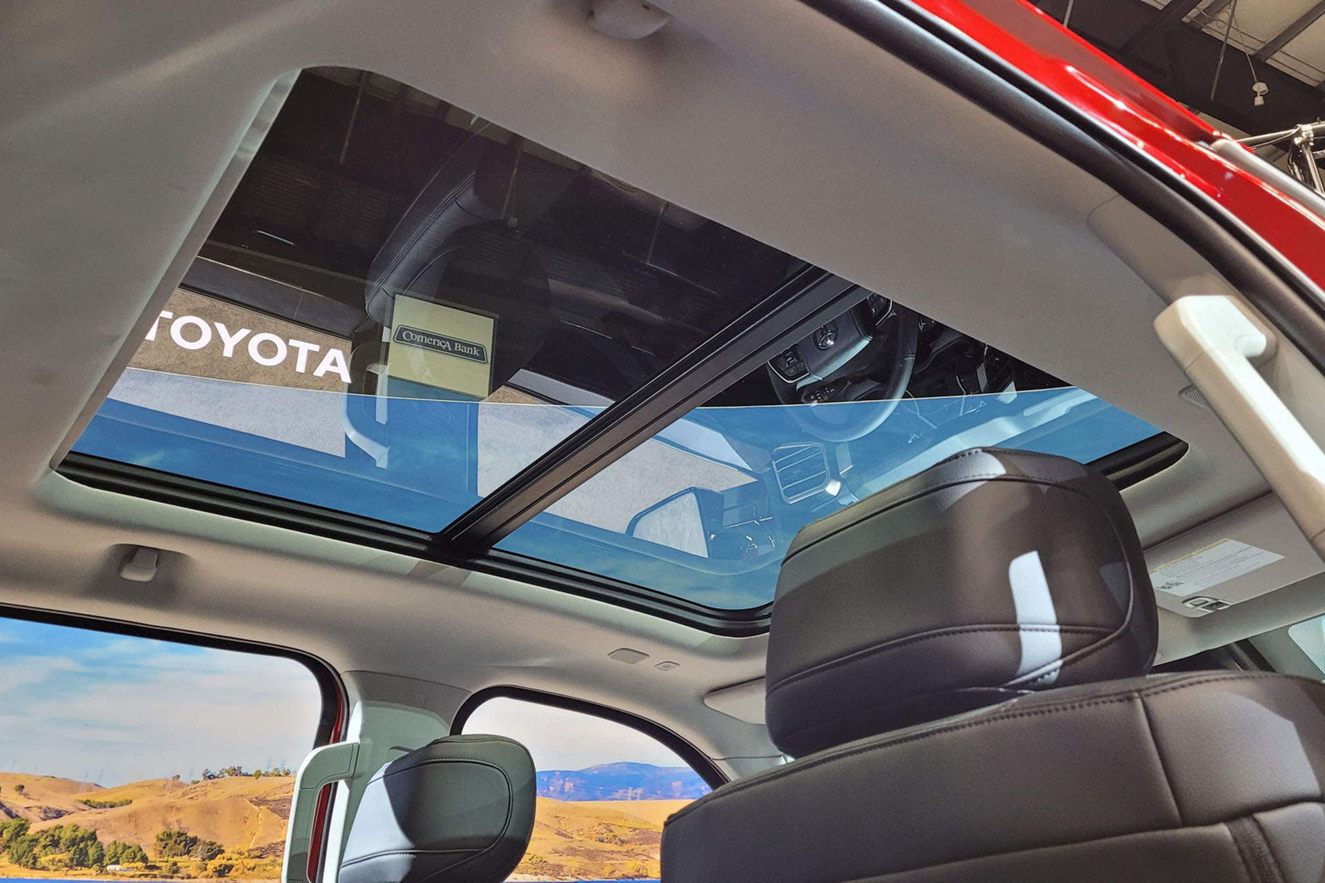 Download 2022 Toyota Tundra TRD Pro - Panoramic Roof HD Wallpaper 1920x1280 #145