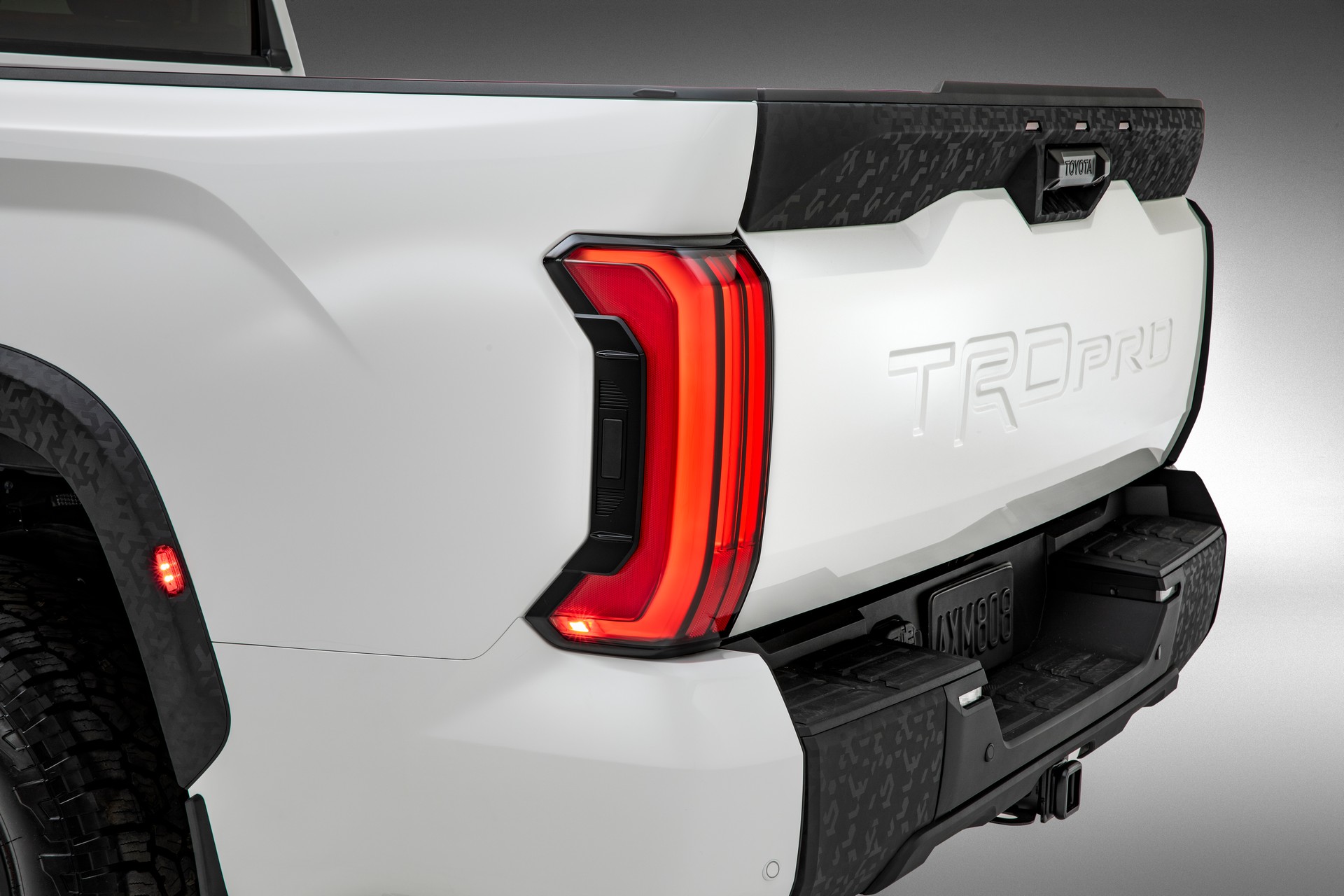 Download 2022 Toyota Tundra TRD Pro - Rear HD Wallpaper 1920x1280 #63