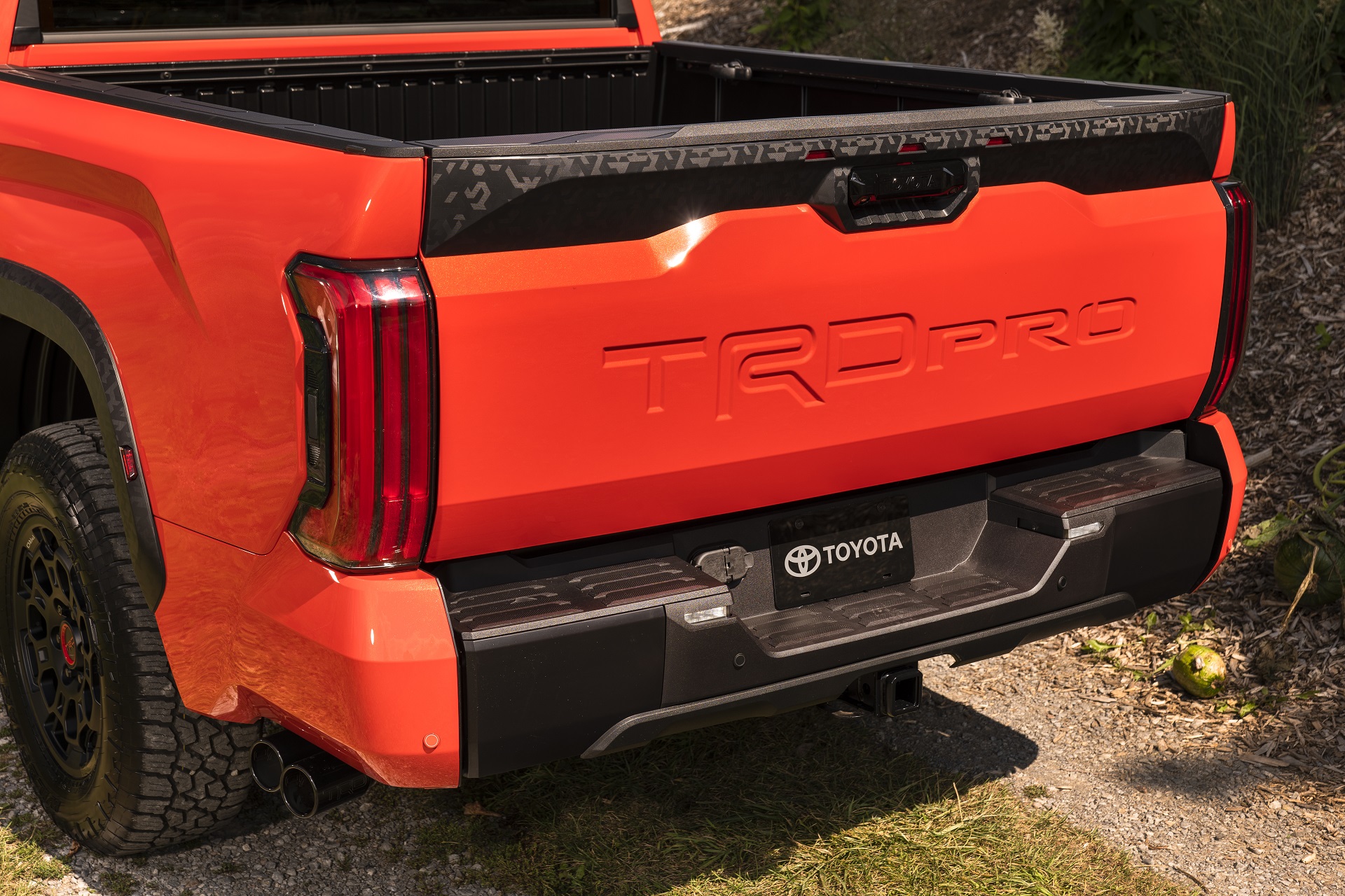 Download 2022 Toyota Tundra TRD Pro - Tail Light HD Wallpaper 1920x1280 #47