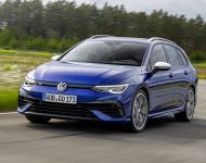 2022 Volkswagen Golf R Estate - Front Three-Quarter Wallpaper 190x150