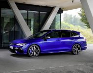2022 Volkswagen Golf R Estate - Front Three-Quarter Wallpaper 190x150