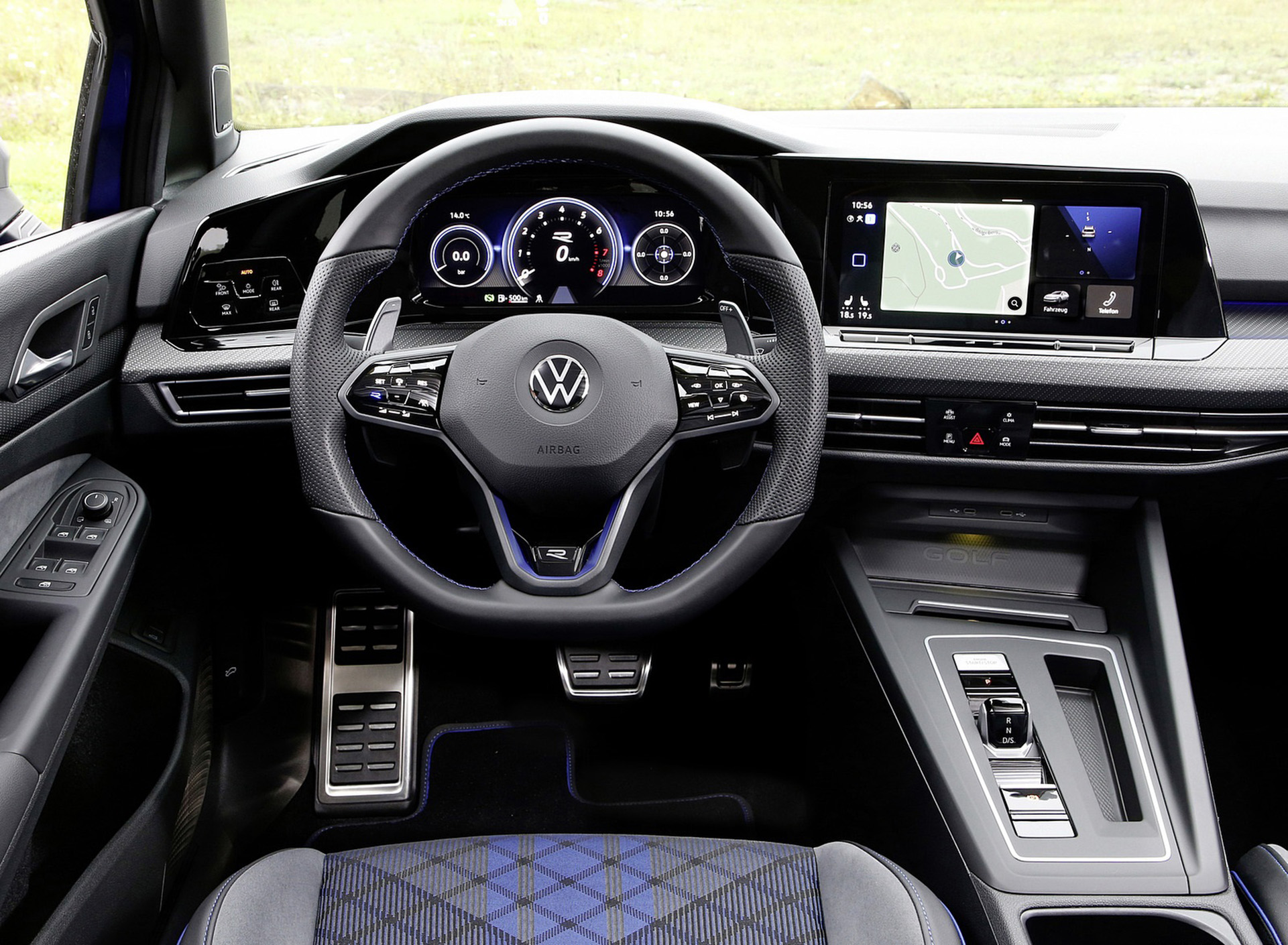 Download 2022 Volkswagen Golf R Estate - Interior, Cockpit HD Wallpaper 1921x1410 #21