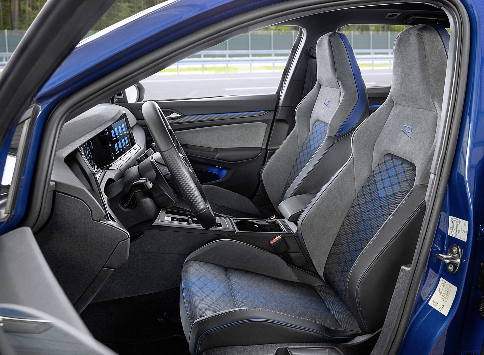 Download 2022 Volkswagen Golf R Estate - Interior, Seats HD Wallpaper 1920x1409 #41