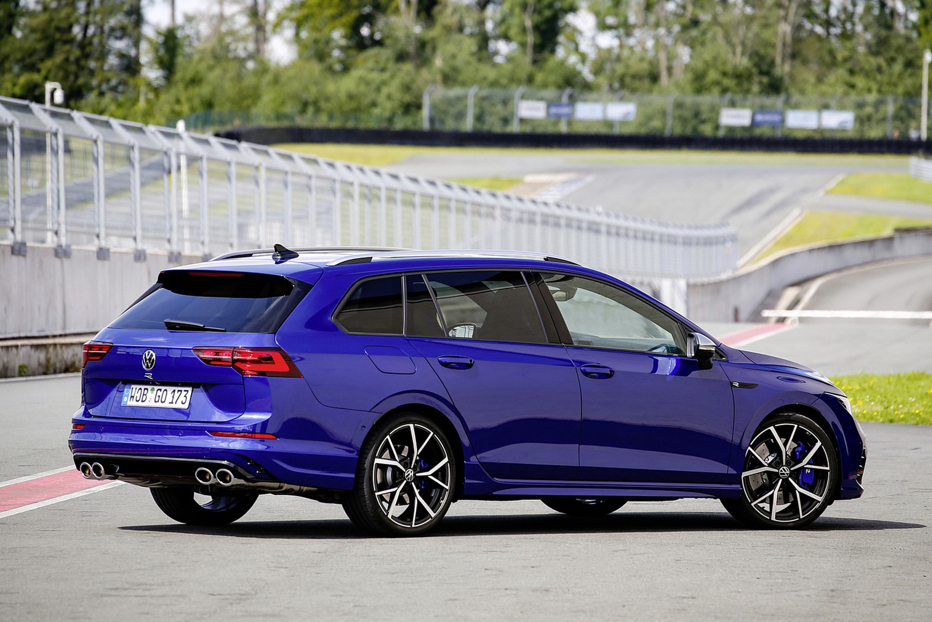 Download 2022 Volkswagen Golf R Estate - Rear Three-Quarter HD Wallpaper 1921x1281 #15
