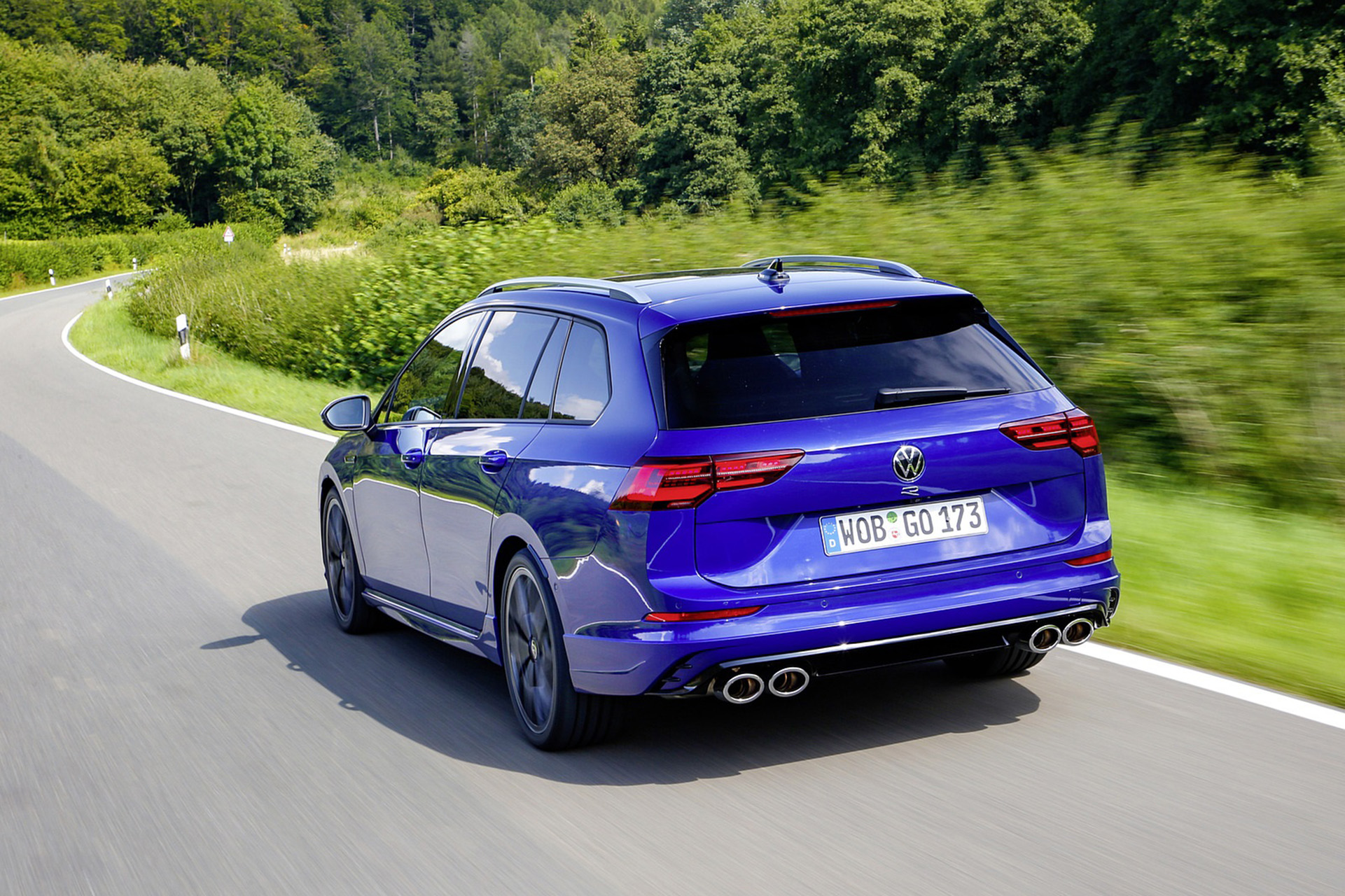Download 2022 Volkswagen Golf R Estate - Rear Three-Quarter HD Wallpaper 1921x1280 #4