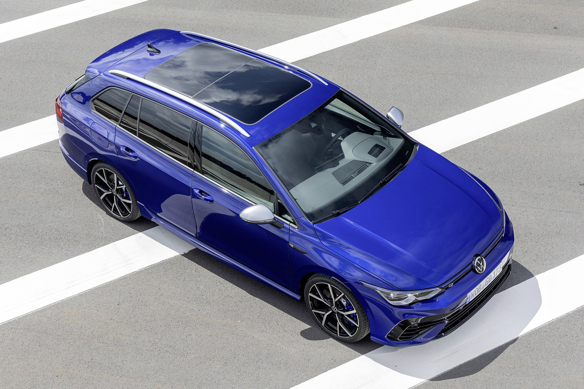 Download 2022 Volkswagen Golf R Estate - Top HD Wallpaper 1920x1279 #36