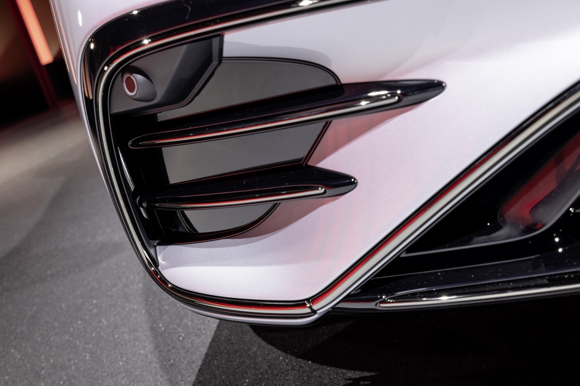 Download 2023 Mercedes-AMG EQS 53 4MATIC+ - Detail HD Wallpaper 1921x1281 #43