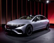 2023 Mercedes-AMG EQS 53 4MATIC+ - Front Three-Quarter Wallpaper 190x150
