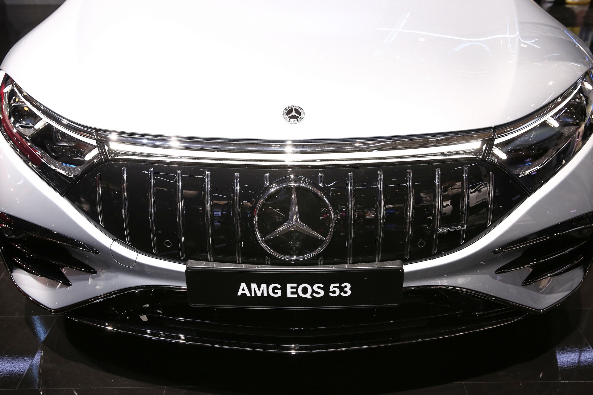 Download 2023 Mercedes-AMG EQS 53 4MATIC+ - Grille HD Wallpaper 1921x1281 #59