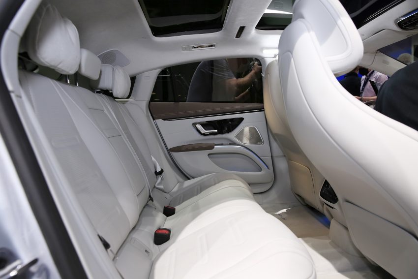 2023 Mercedes-AMG EQS 53 4MATIC+ - Interior, Rear Seats Wallpaper 850x567 #65