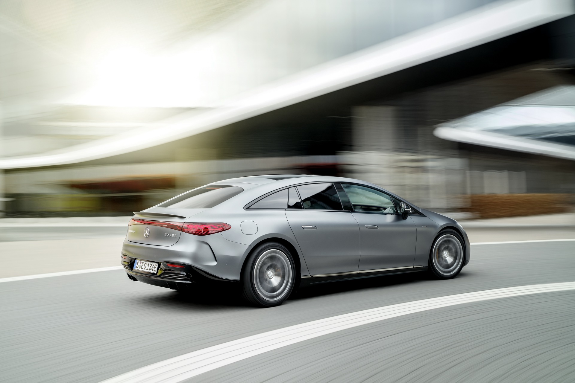 Download 2023 Mercedes-AMG EQS 53 4MATIC+ - Rear Three-Quarter HD Wallpaper 1921x1281 #11