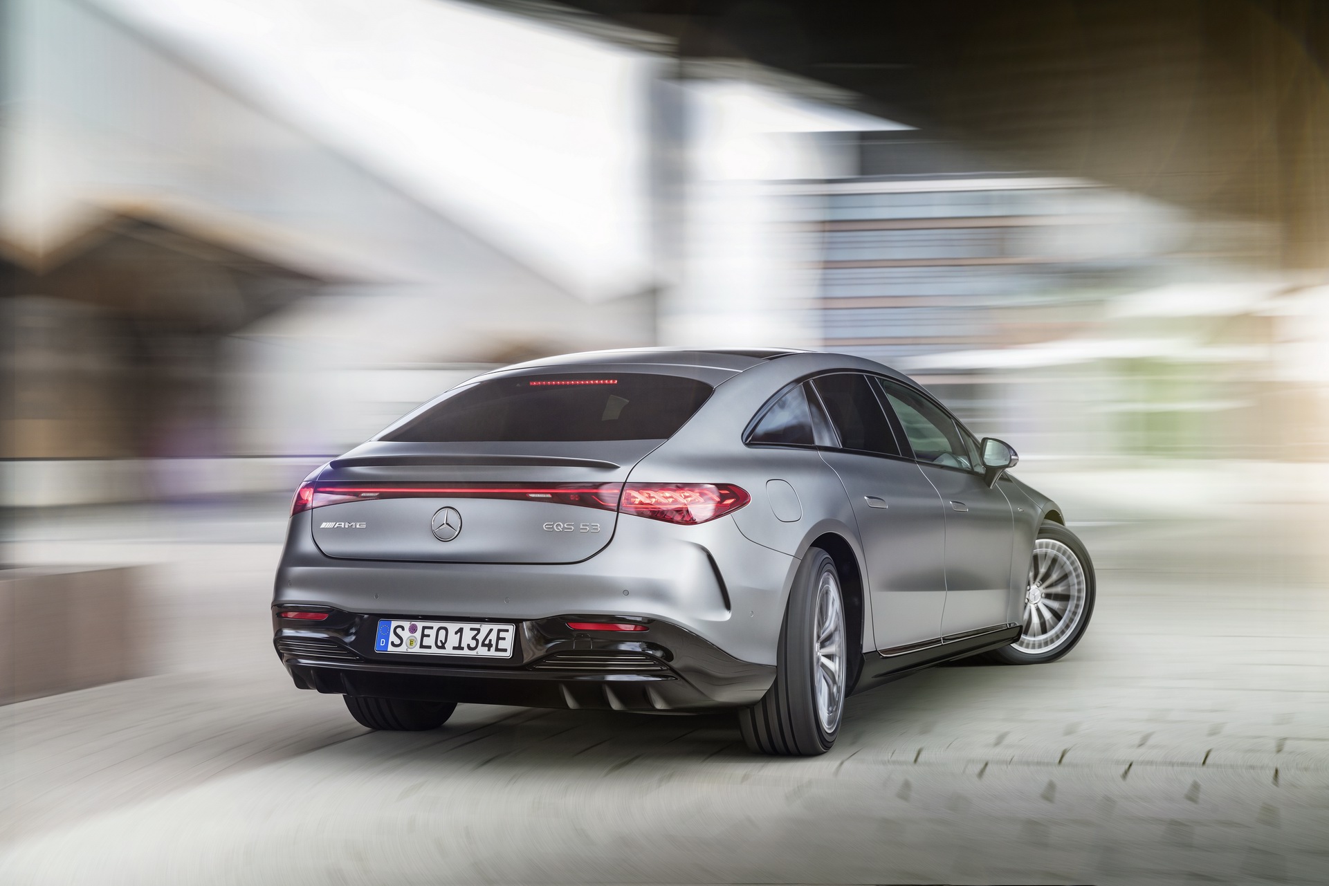 Download 2023 Mercedes-AMG EQS 53 4MATIC+ - Rear Three-Quarter HD Wallpaper 1921x1281 #12