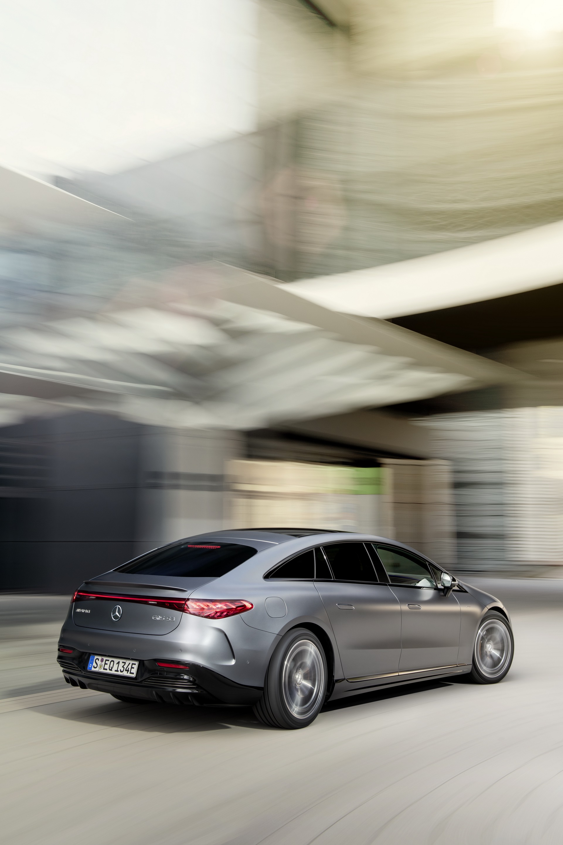 Download 2023 Mercedes-AMG EQS 53 4MATIC+ - Rear Three-Quarter HD Phone Wallpaper 1921x2882 #13