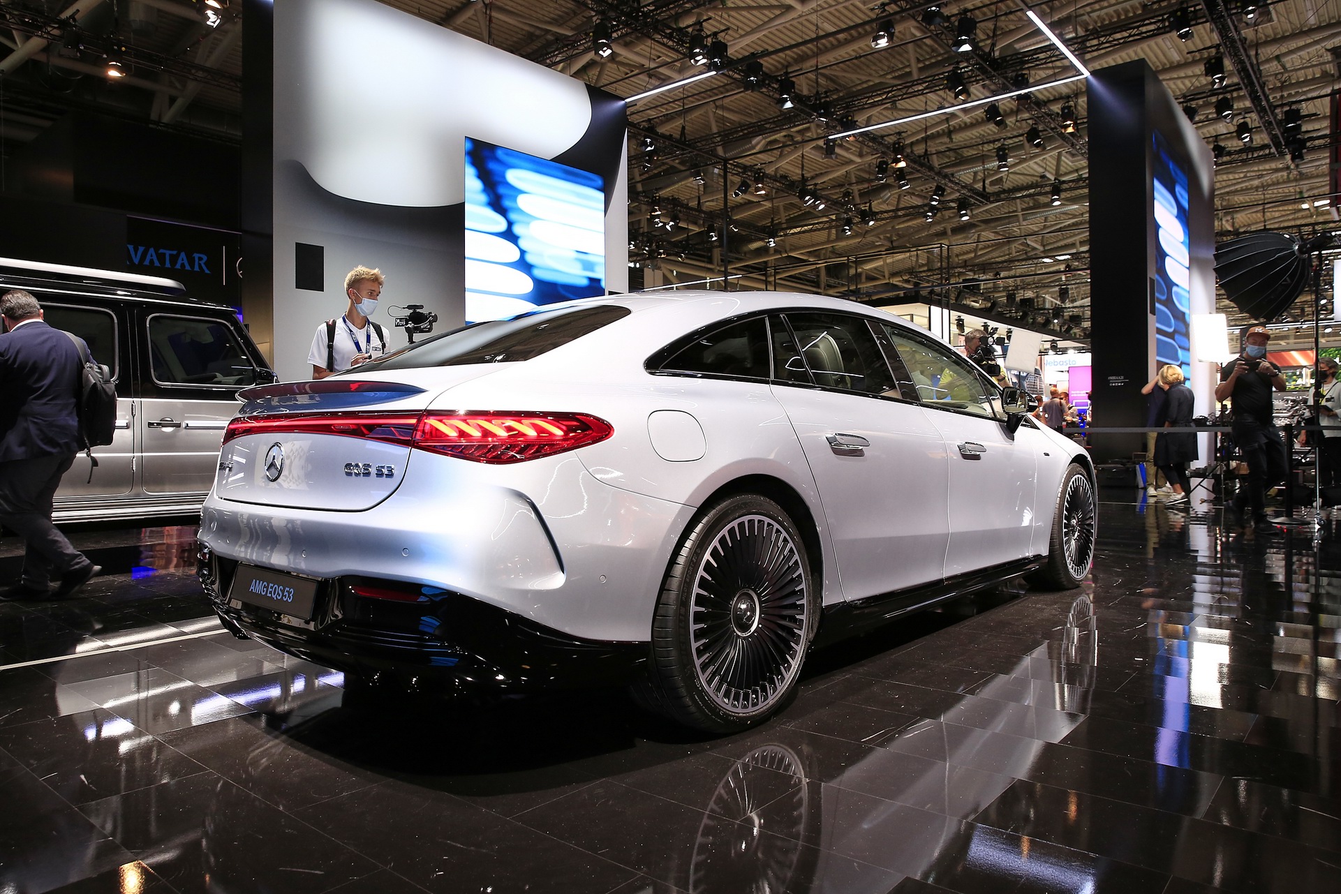 Download 2023 Mercedes-AMG EQS 53 4MATIC+ - Rear Three-Quarter HD Wallpaper 1921x1281 #54