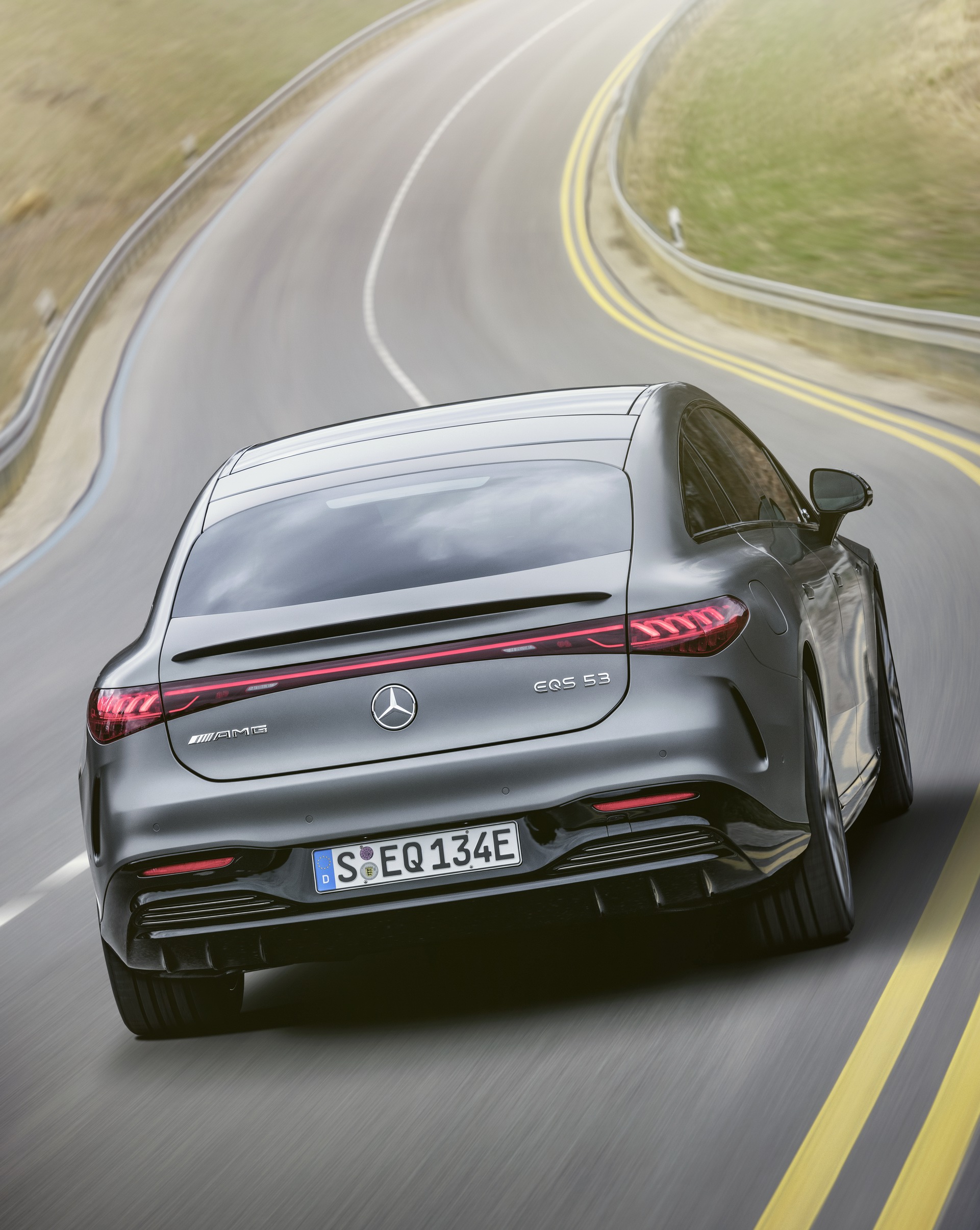 Download 2023 Mercedes-AMG EQS 53 4MATIC+ - Rear HD Phone Wallpaper 1921x2411 #7
