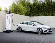 2023 Mercedes-Benz EQE 350 Electric Art Line - Charging Wallpaper 190x150