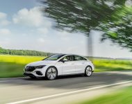 2023 Mercedes-Benz EQE 350 Electric Art Line - Front Three-Quarter Wallpaper 190x150