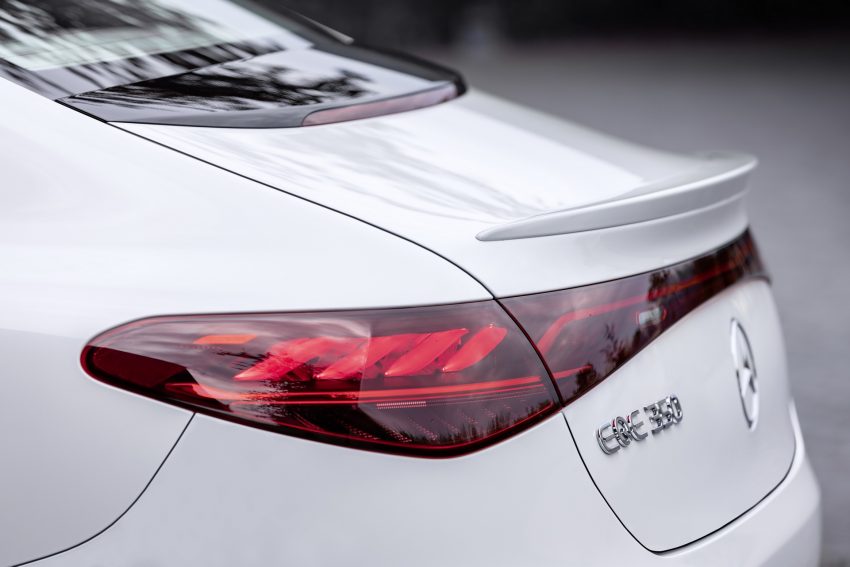 2023 Mercedes-Benz EQE 350 Electric Art Line - Tail Light Wallpaper 850x567 #53