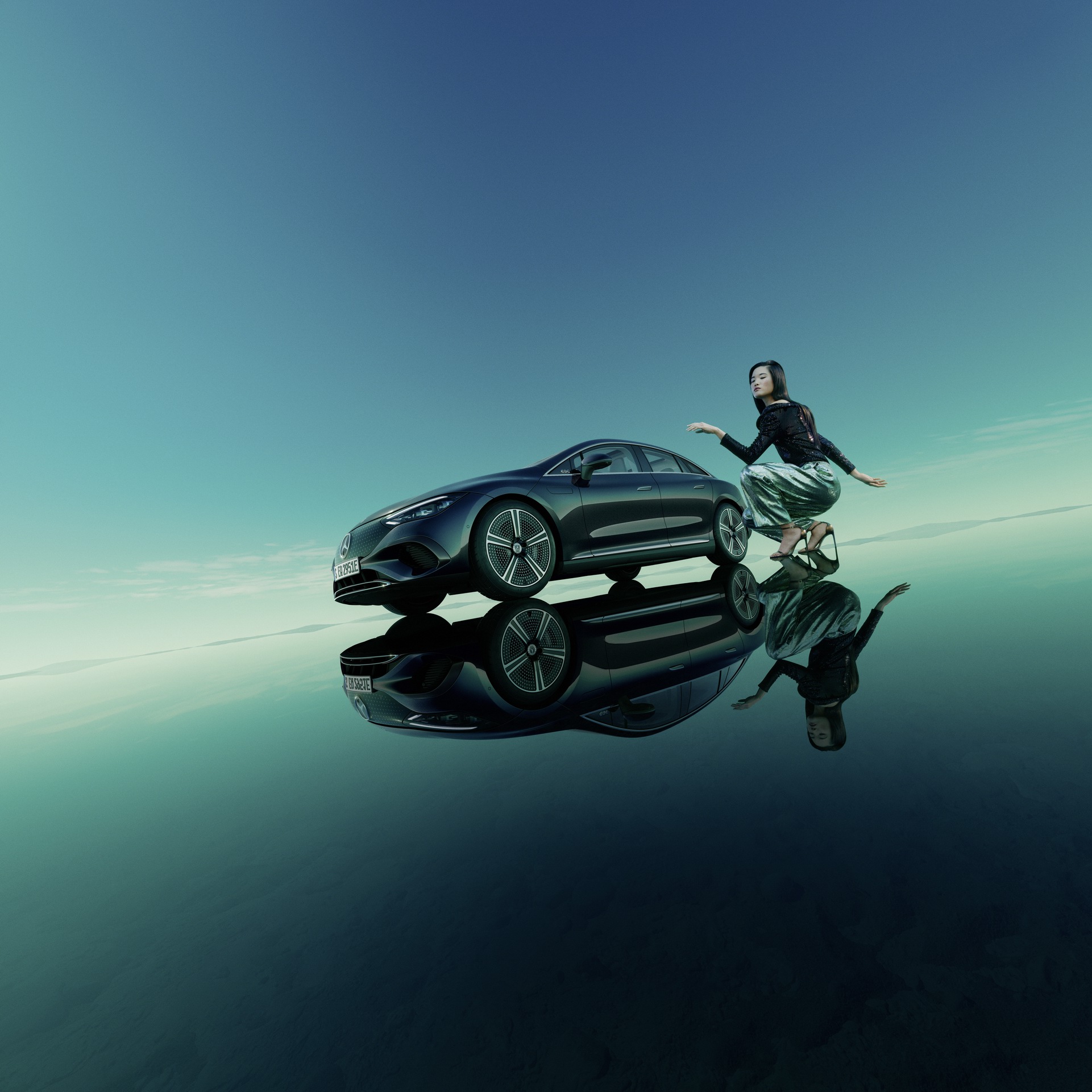 Download 2023 Mercedes-Benz EQE - Front Three-Quarter HD Wallpaper 1921x1921 #87