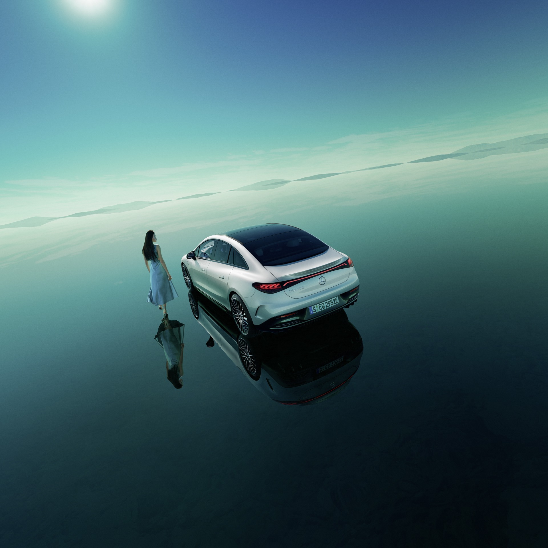 Download 2023 Mercedes-Benz EQE - Rear HD Wallpaper 1921x1921 #89