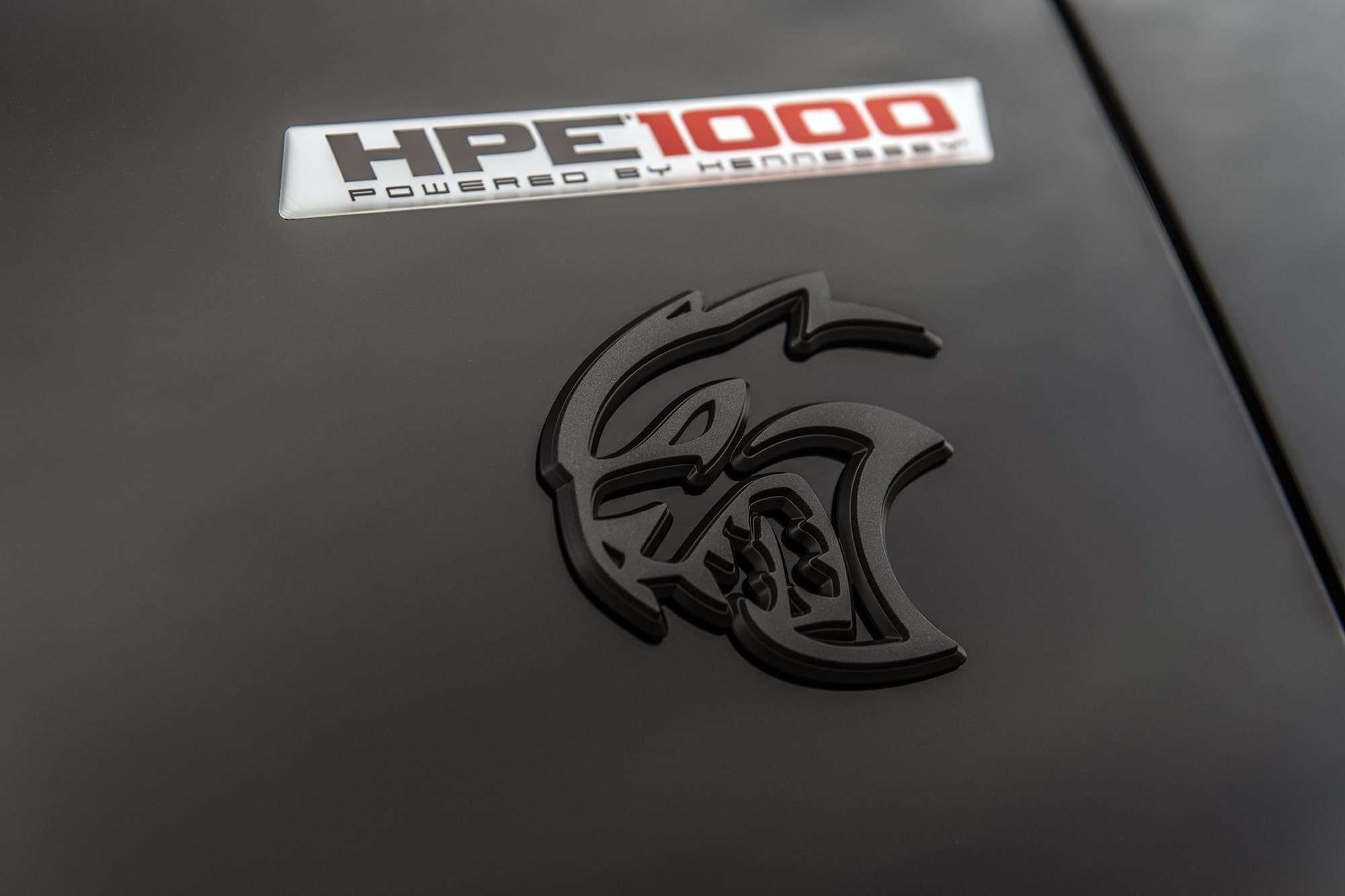 Download 2021 Hennessey Dodge Durango SRT Hellcat HPE1000 - Badge HD Wallpaper 2000x1333 #15