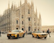 2022 Alfa Romeo Stelvio GT Junior - Front Three-Quarter Wallpaper 190x150