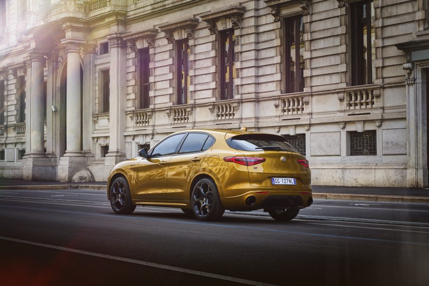 2022 Alfa Romeo Stelvio GT Junior - Rear Three-Quarter Wallpaper 850x567 #4