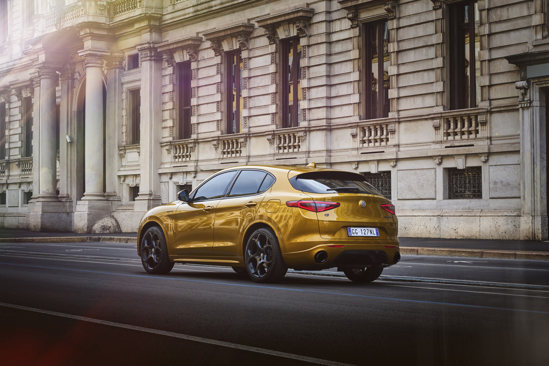 Download 2022 Alfa Romeo Stelvio GT Junior - Rear Three-Quarter HD Wallpaper 1920x1280 #4