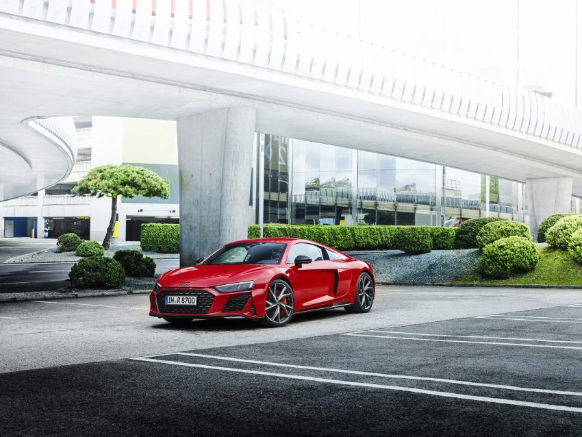 2022 Audi R8 Coupe V10 Performance RWD - Front Three-Quarter Wallpaper 850x638 #5