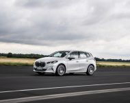 2022 BMW 223i Active Tourer - Front Three-Quarter Wallpaper 190x150
