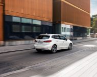 2022 BMW 223i Active Tourer - Rear Three-Quarter Wallpaper 190x150