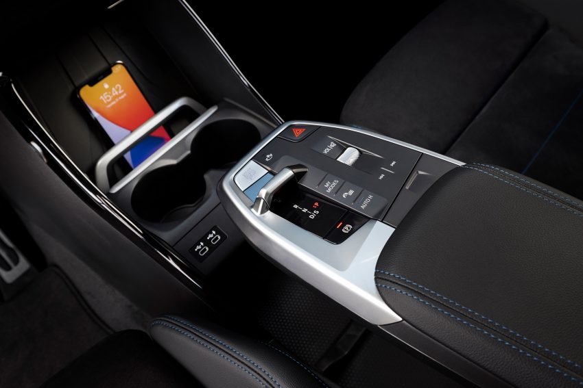 2022 BMW 230e xDrive Active Tourer - Interior, Detail Wallpaper 850x567 #52