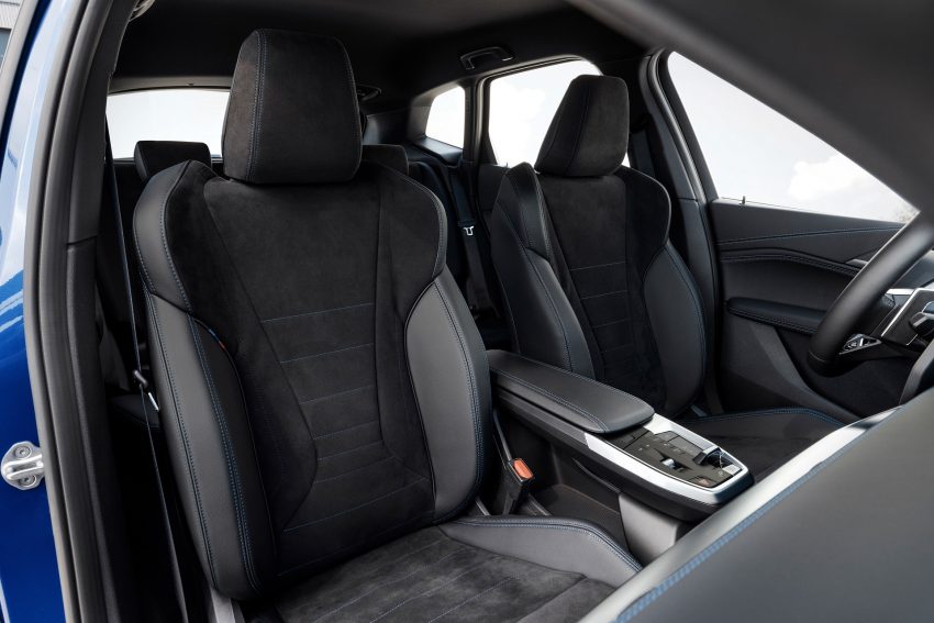 2022 BMW 230e xDrive Active Tourer - Interior, Front Seats Wallpaper 850x567 #54