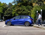 2022 BMW 230e xDrive Active Tourer - Side Wallpaper 190x150