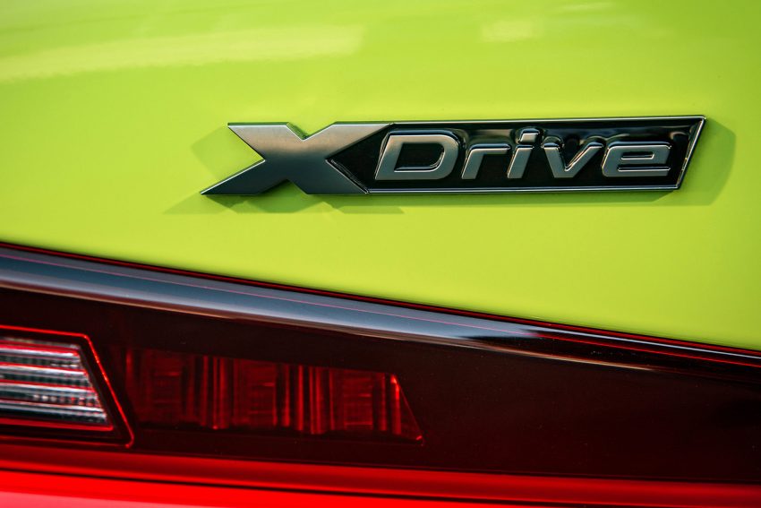 2022 BMW M135i xDrive - Badge Wallpaper 850x567 #61