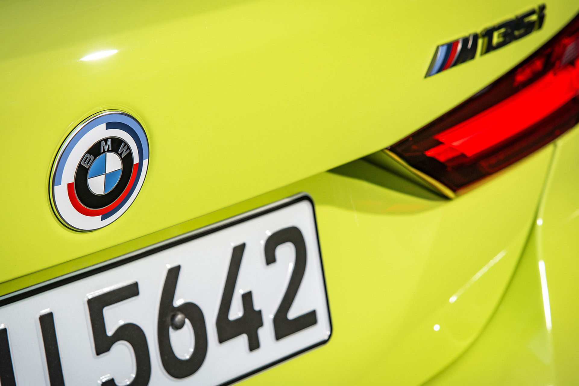 Download 2022 BMW M135i xDrive - Detail HD Wallpaper 1921x1281 #64